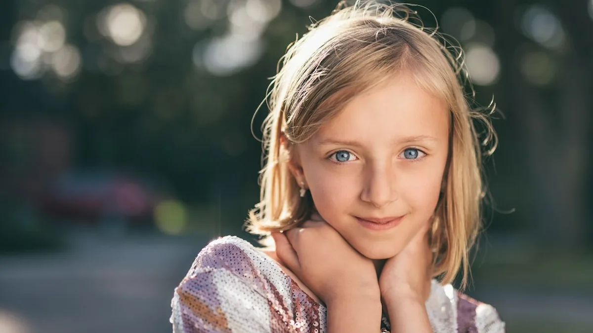 A quel age commence l'adolescence chez les filles