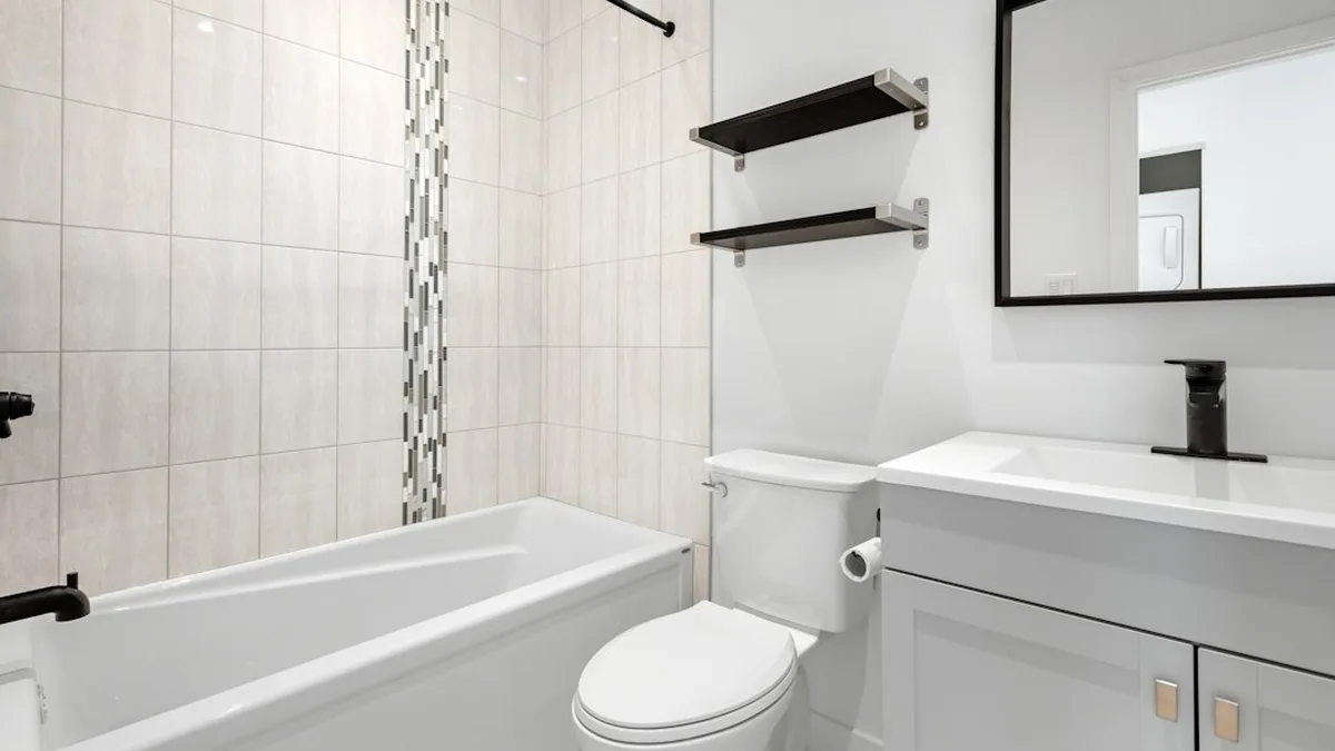 Peinture carrelage blanc salle de bain